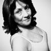 vickilalone
